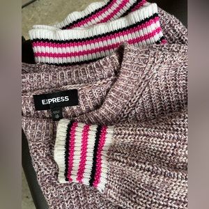 Express Knit Sweater‎